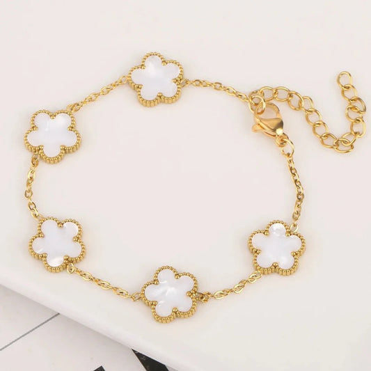 Jewelux Clover Bracelet